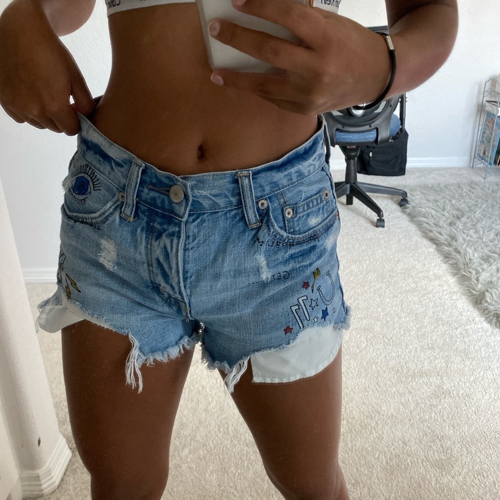 cute comfy vintage shorts with fun drawings